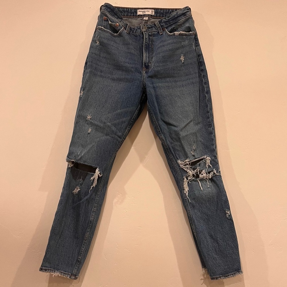 Abercrombie & Fitch Curve Love Ripped Jean